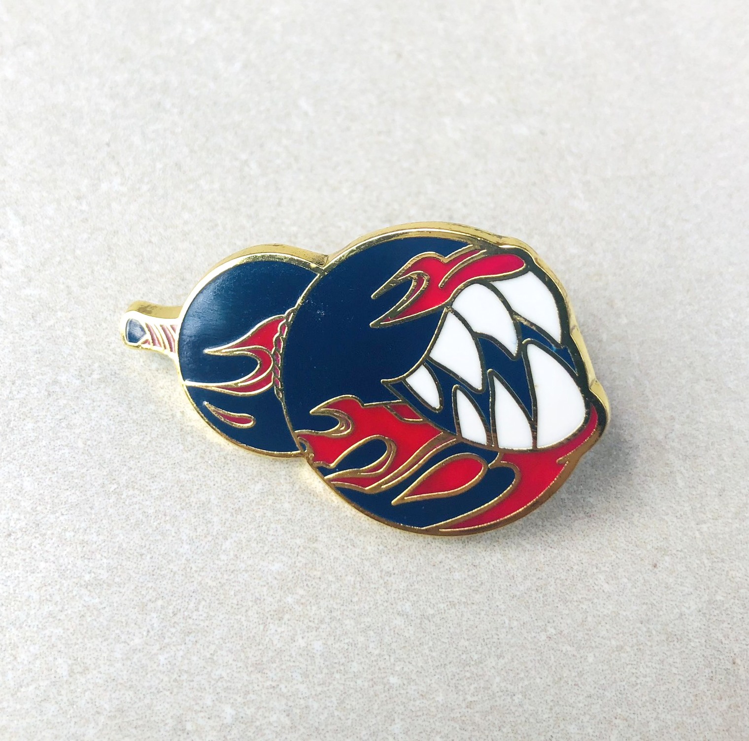 Huy hiệu cài áo là gì và có những loại nào