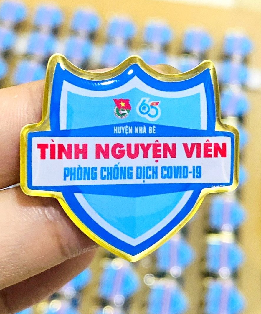 Lý do huy hiệu cài áo kim loại được nhiều khách hàng chọn lựa