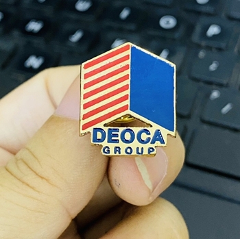 Huy hiệu cái áo 13 -