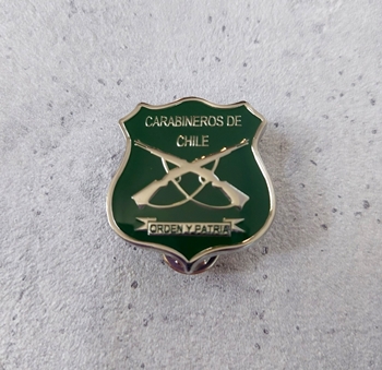 Huy hiệu cài áo số 24 -