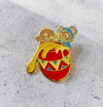 Huy hiệu cài áo số 28 -