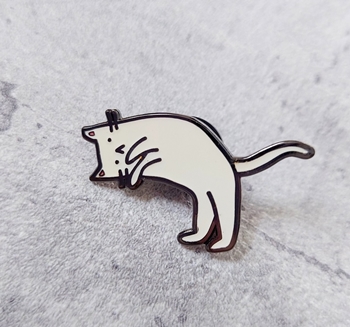 Huy hiệu cài áo số 33 -