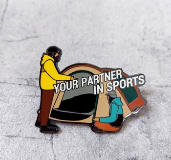 Huy hiệu cài áo số 38 -