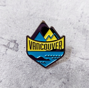 Huy hiệu cài áo số 34 -